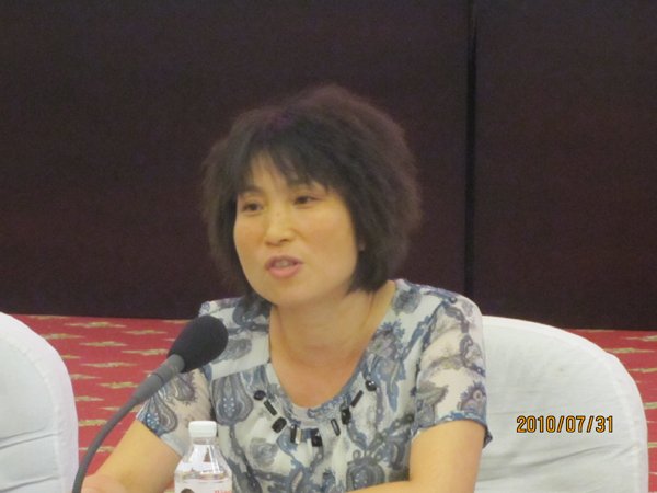 本会召开中心城区仲裁员续聘考核暨仲裁发展工作座谈会