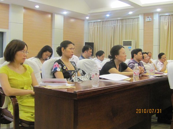 本会召开中心城区仲裁员续聘考核暨仲裁发展工作座谈会